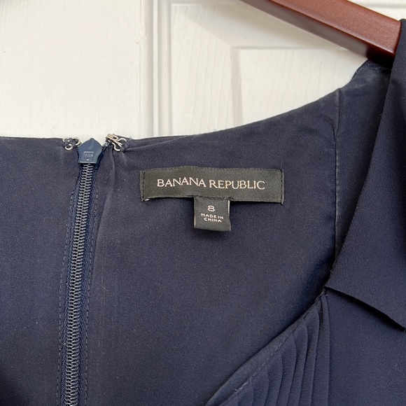Banana Republic Navy Flutter Sleeve Pleated Front Dress - Picture 4 of 4